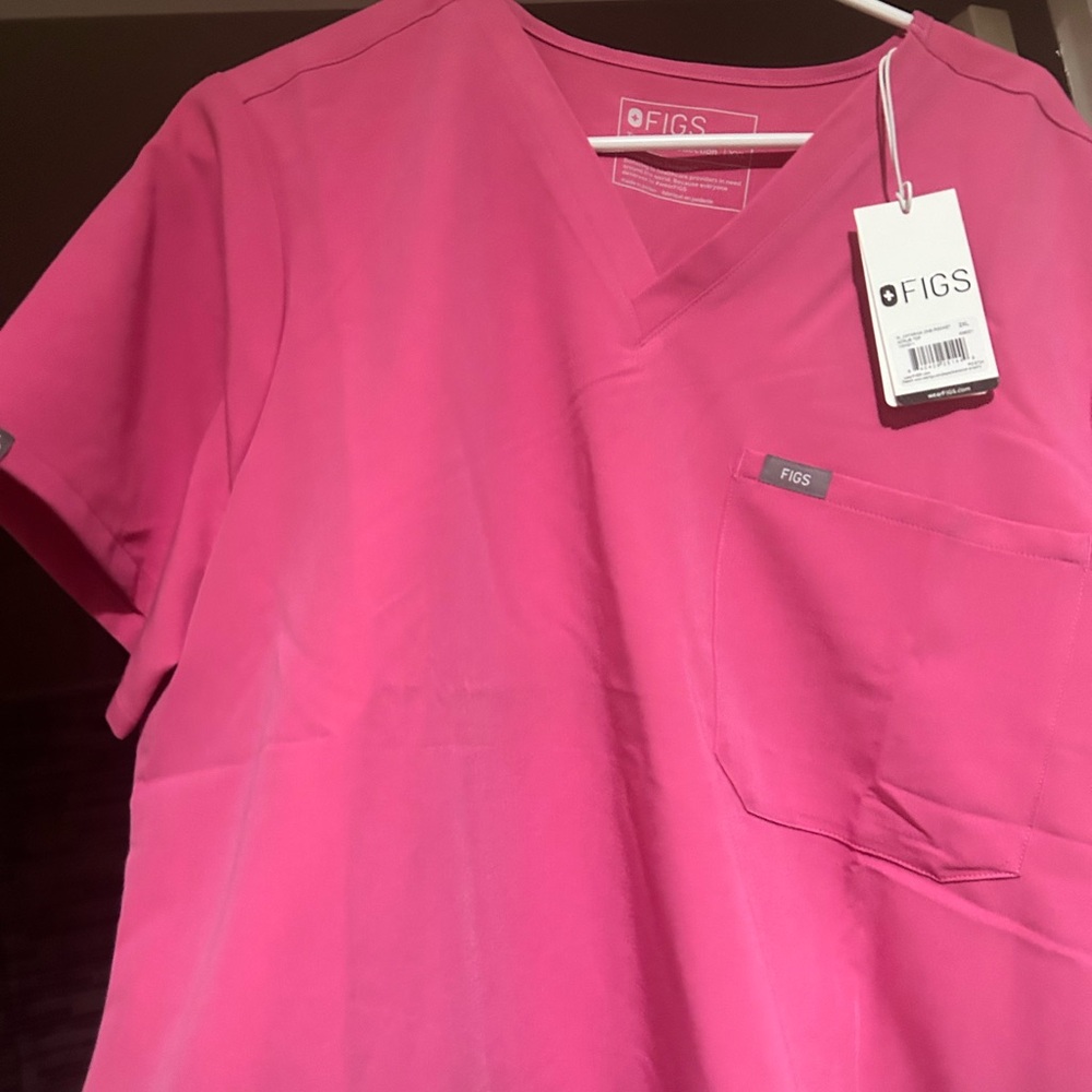 Brand new scrub top
